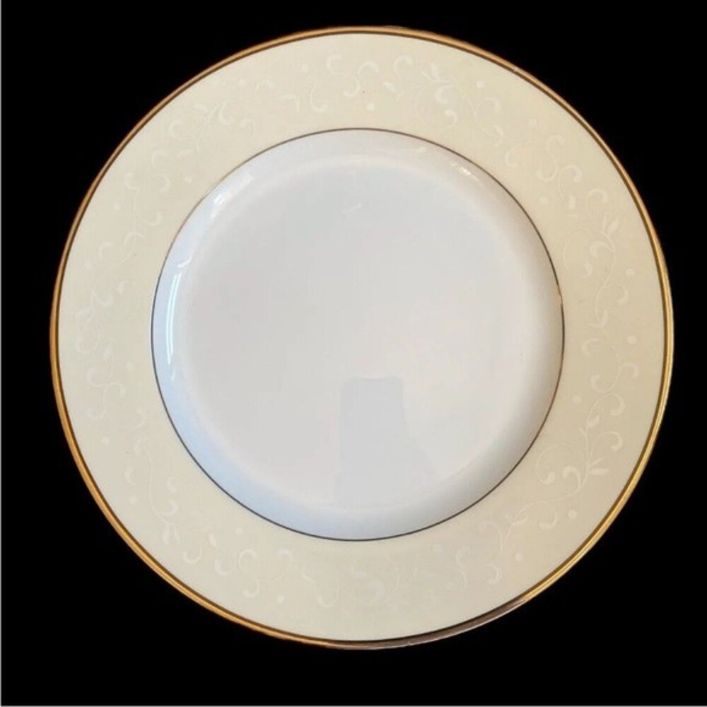 Vintage  Godinger The Crown Jewels Collection Embrace Salad Plate 8"